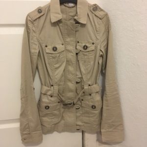 Trench coat in khaki